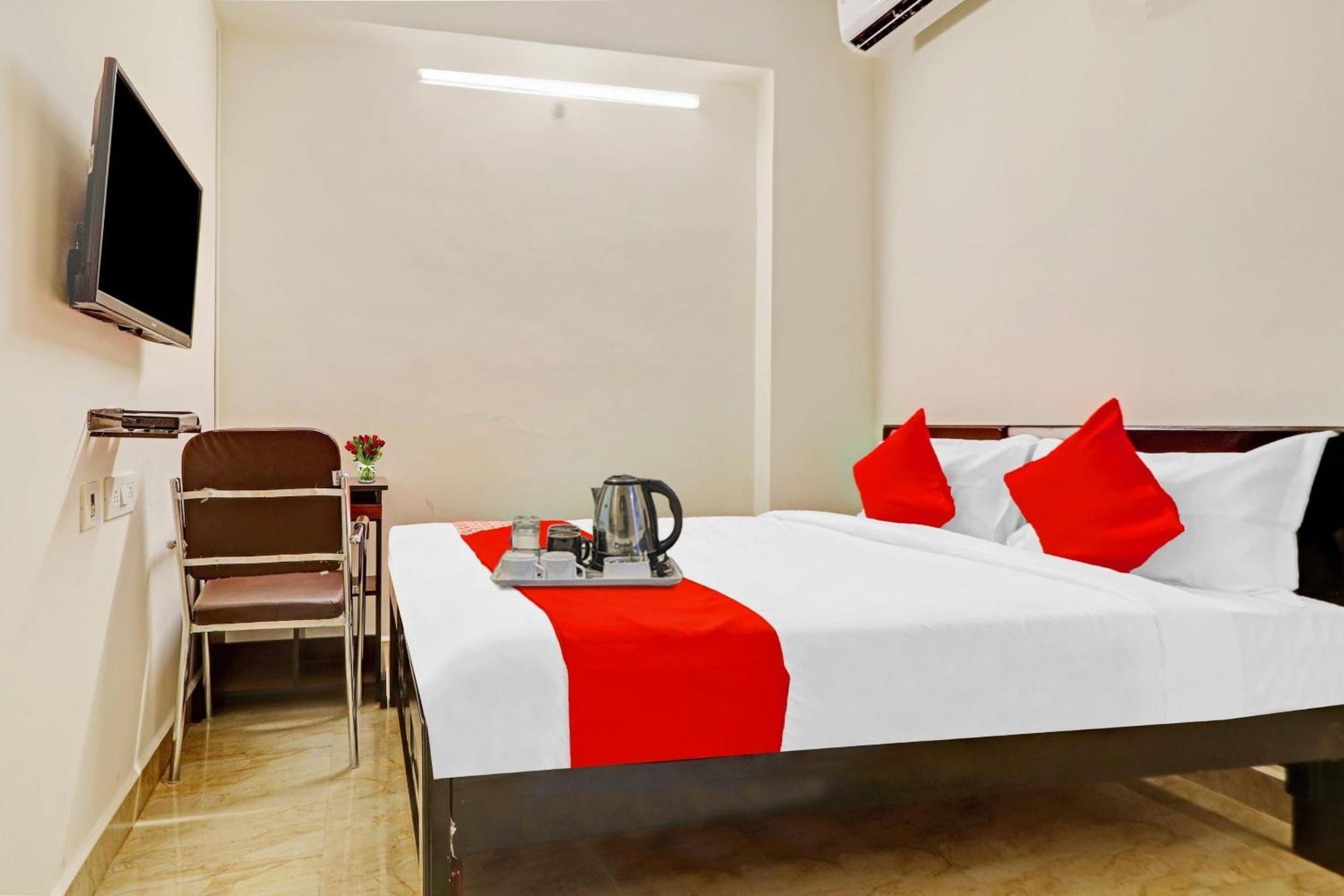 Oyo Happy Stay Hotels Хидерабад Екстериор снимка